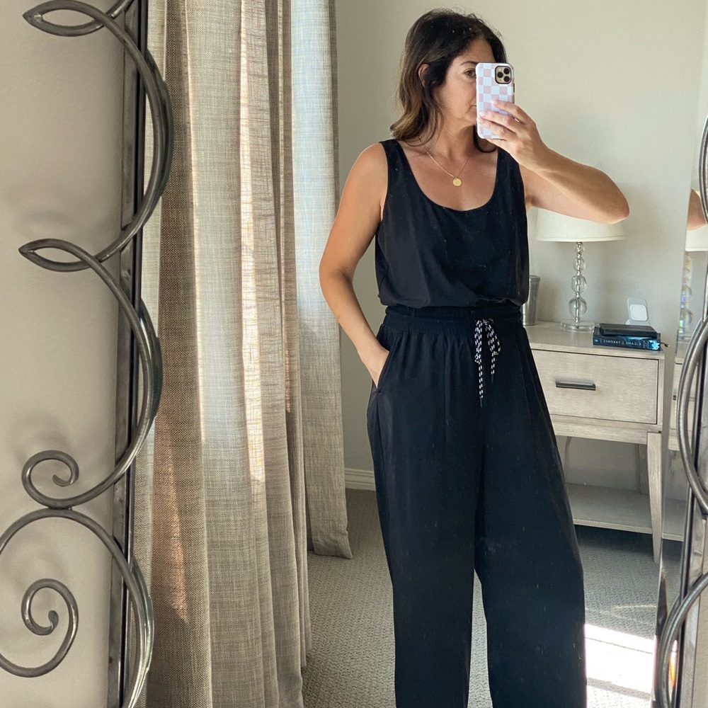 Lou & Grey Black Sleeveless Drawstring Jumpsuit